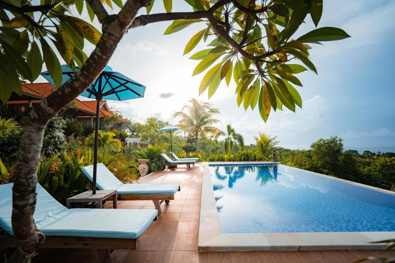 Gara Gara Sea View Hotel Batununggul Ngoại thất bức ảnh