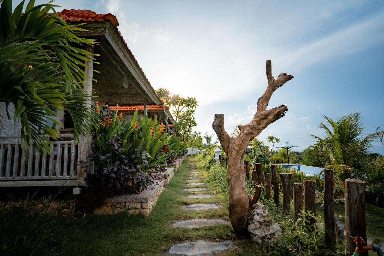 Gara Gara Sea View Hotel Batununggul Ngoại thất bức ảnh