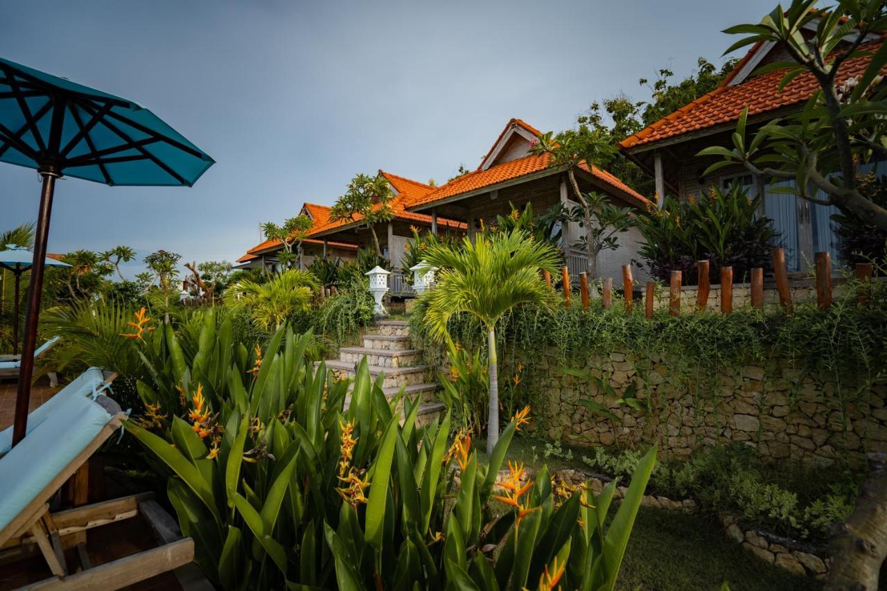 Gara Gara Sea View Hotel Batununggul Ngoại thất bức ảnh