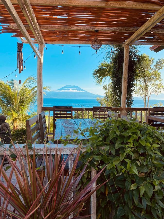 Gara Gara Sea View Hotel Batununggul Ngoại thất bức ảnh