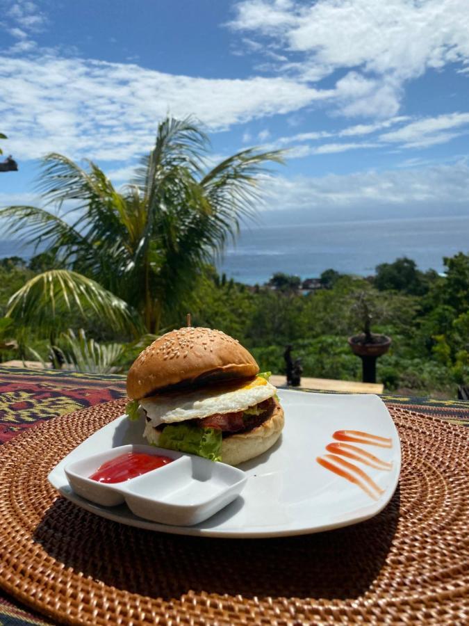 Gara Gara Sea View Hotel Batununggul Ngoại thất bức ảnh